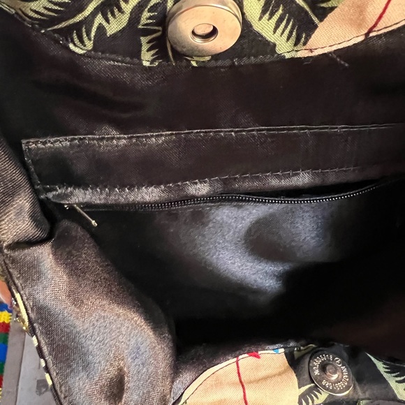 Beaded Surfboard Purse - NEW - Picture 3 of 3